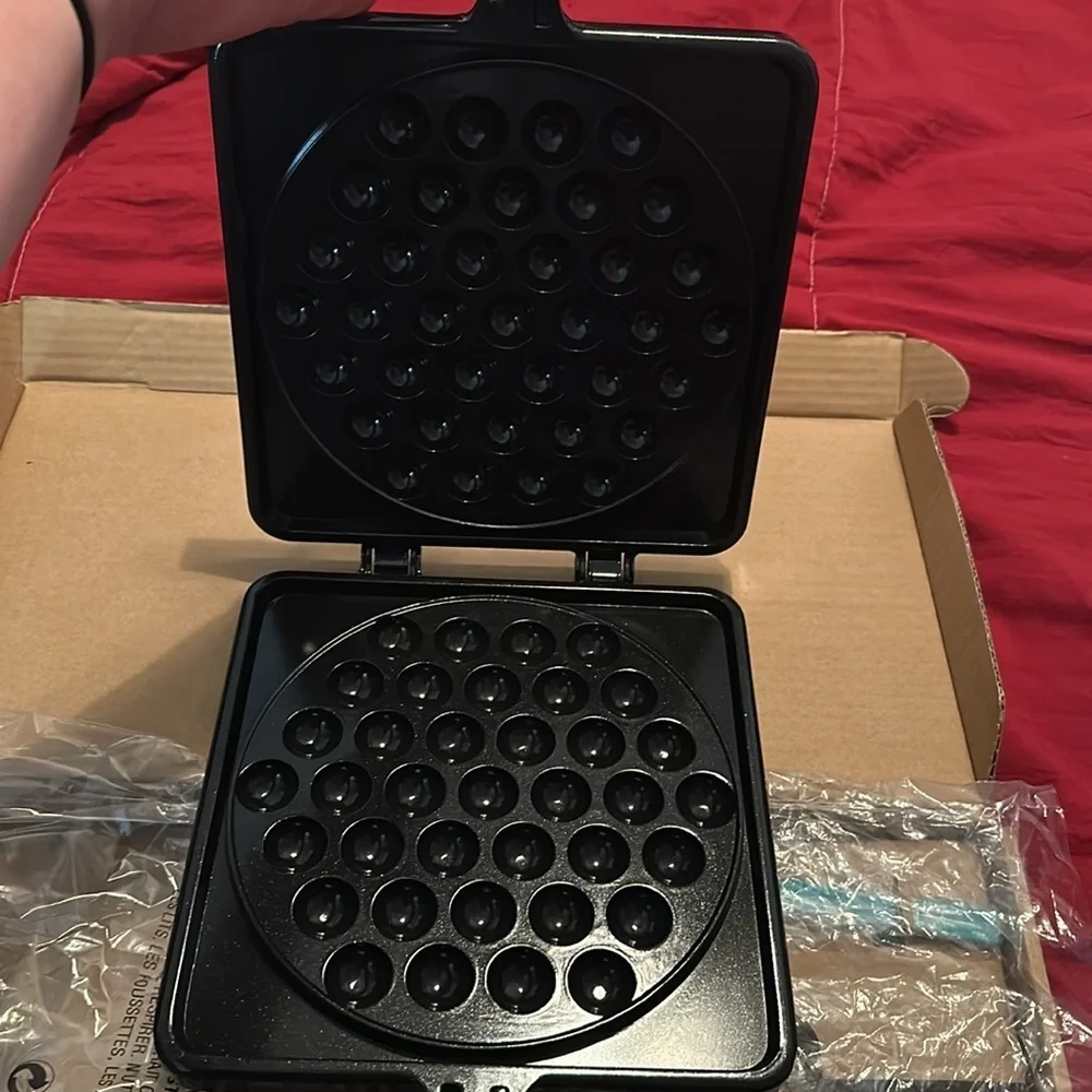 Pampered Chef Waffle Puff Pan